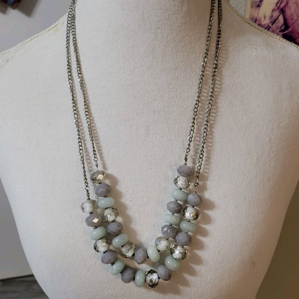 LOFT Ann Taylor Winter Hue Silvertone Statement Necklace Glass Frosted Bead 30"